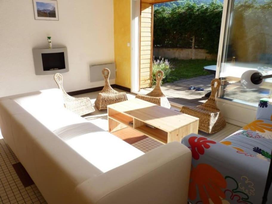 Maison Lumineuse Et Spacieuse Avec Terrain La Bourboule Bagian luar foto